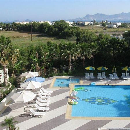 Athina Hotel Lambi  Buitenkant foto