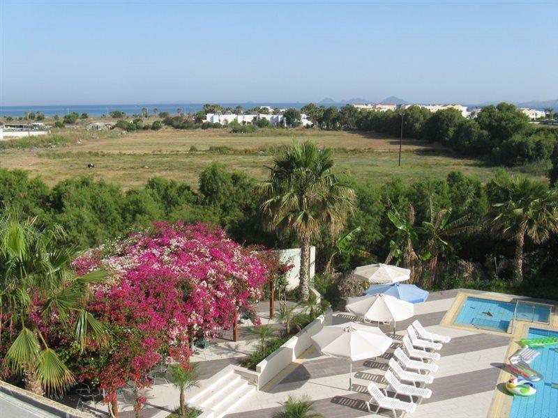Athina Hotel Lambi  Buitenkant foto