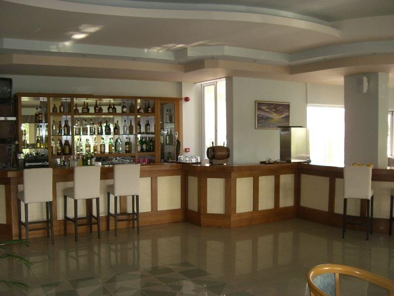 Athina Hotel Lambi  Buitenkant foto