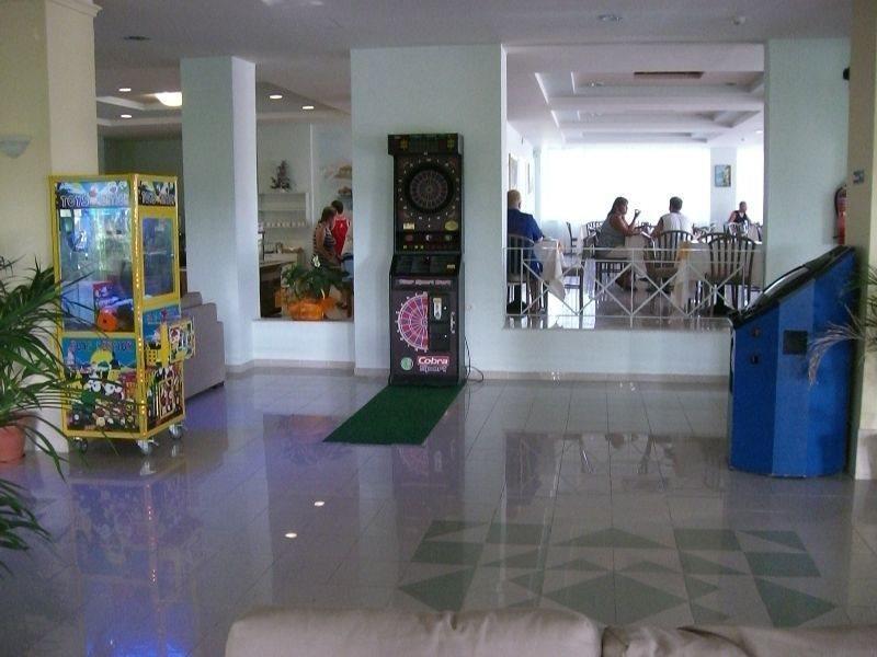 Athina Hotel Lambi  Buitenkant foto